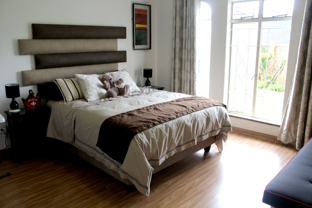 2 Op Terblanche Guesthouse Boksburg Kültér fotó